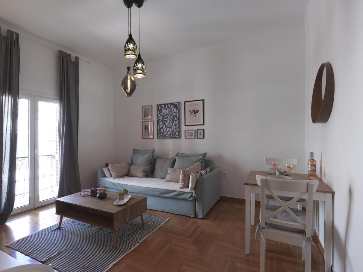 Beautiful Athenian Apartment Next To The Center Buitenkant foto