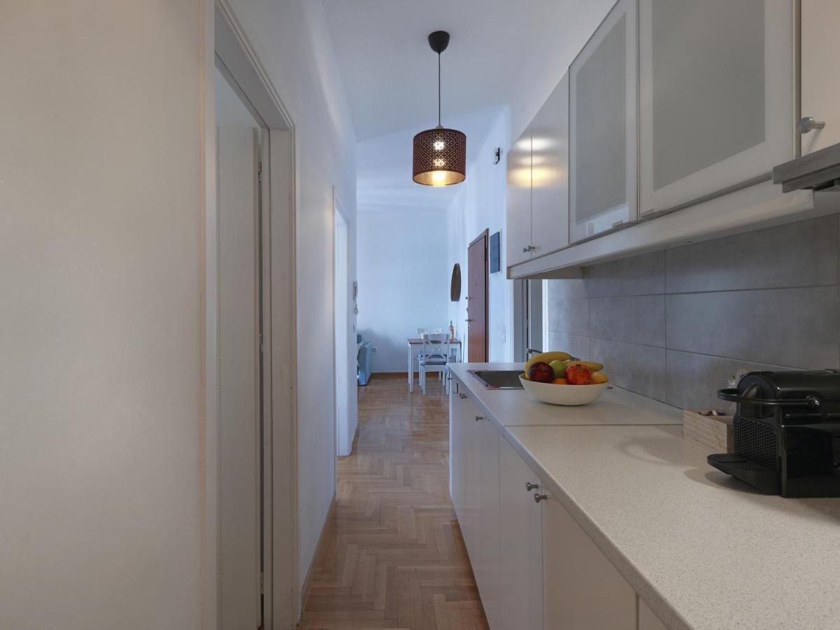 Beautiful Athenian Apartment Next To The Center Buitenkant foto